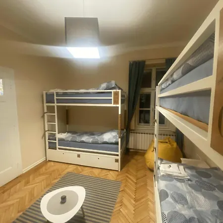 Hostel Fg Boutique *