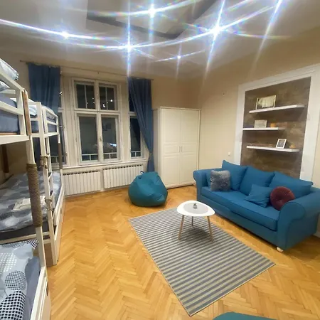 Hostel Fg Boutique