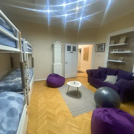 Hostel Fg Boutique *